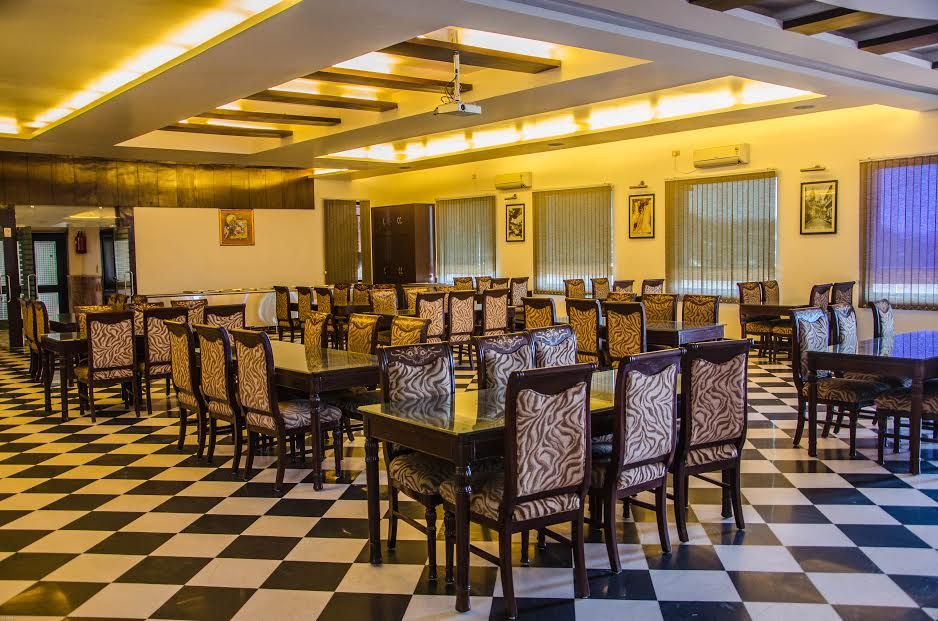 undefined Hotel Shilton 4