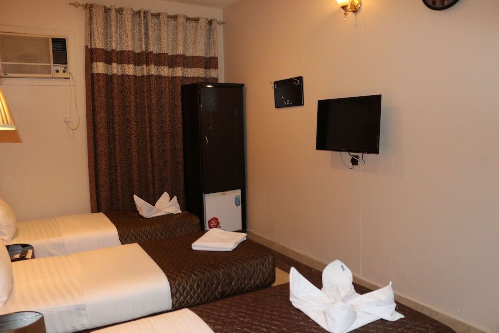 Grand Sina Hotel