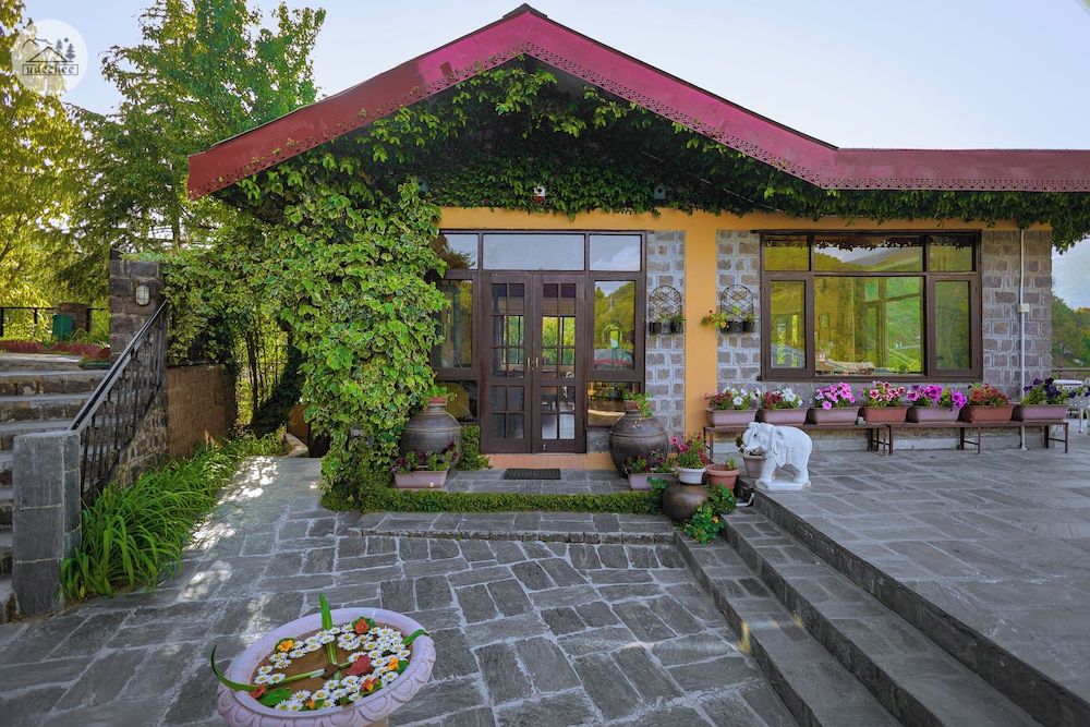 undefined Udechee Huts Hotel 2