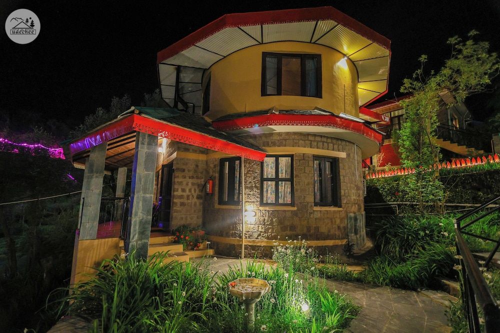 undefined Udechee Huts Hotel 4