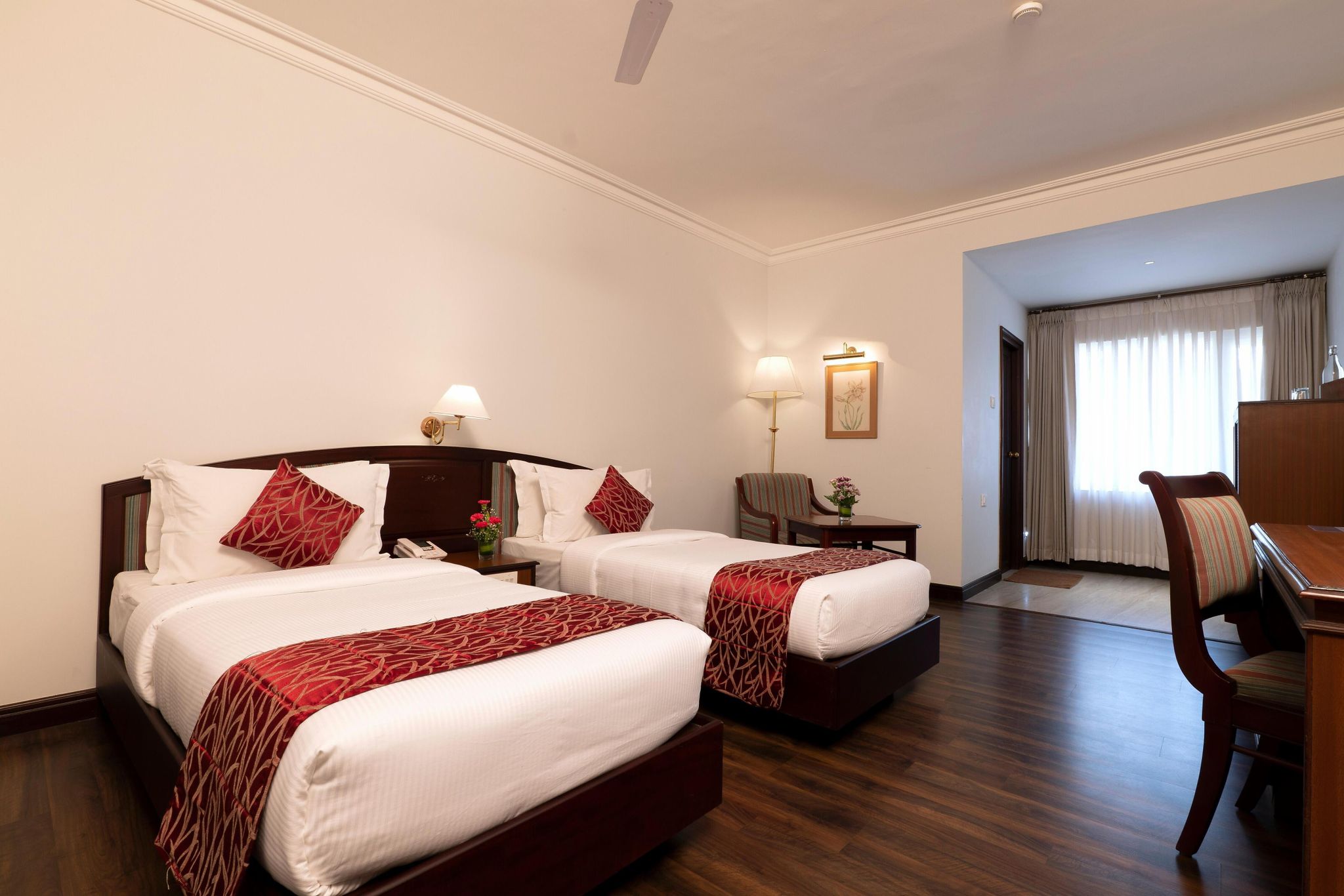 Premium Mountain View King Bed