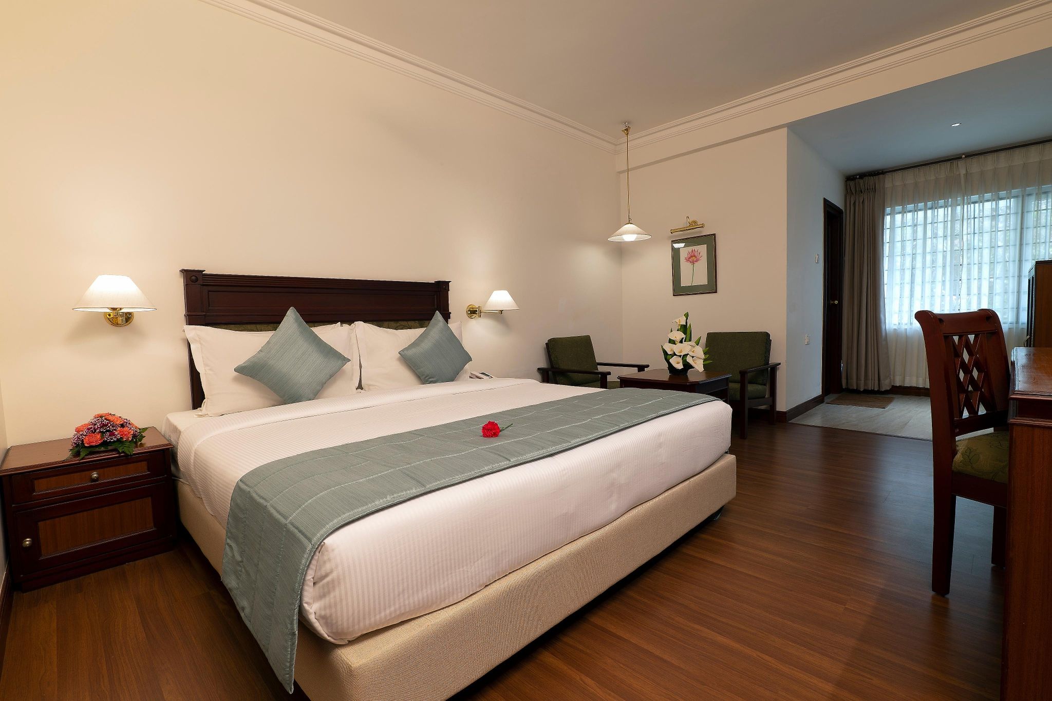 Issacs Residency Superior King Room