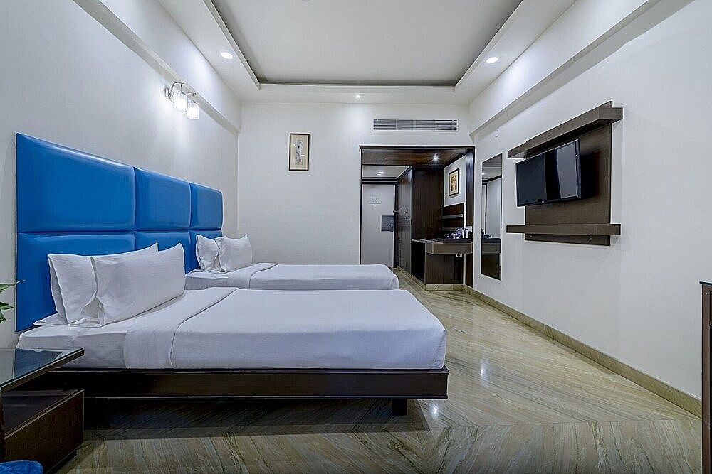 The Fern Residency - Yeshwanthpur Winter Green Room 11