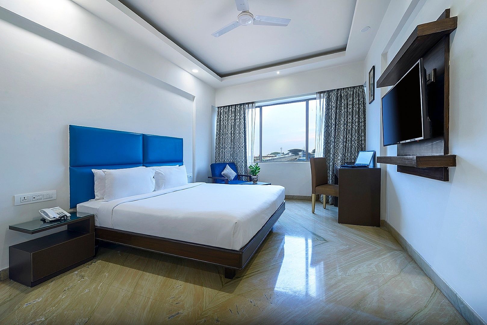The Fern Residency - Yeshwanthpur Winter Green Room 6