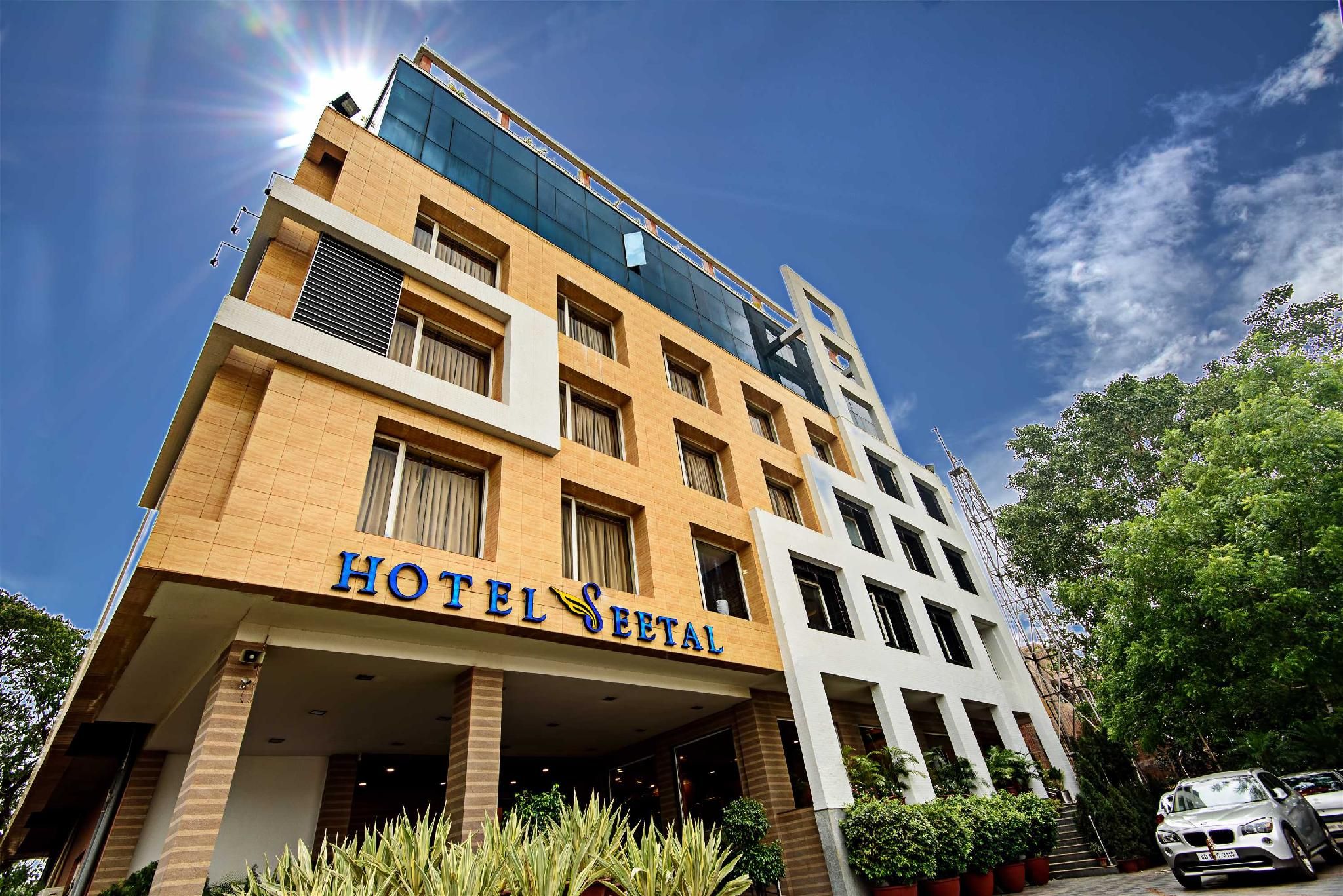 Hotel Exterior