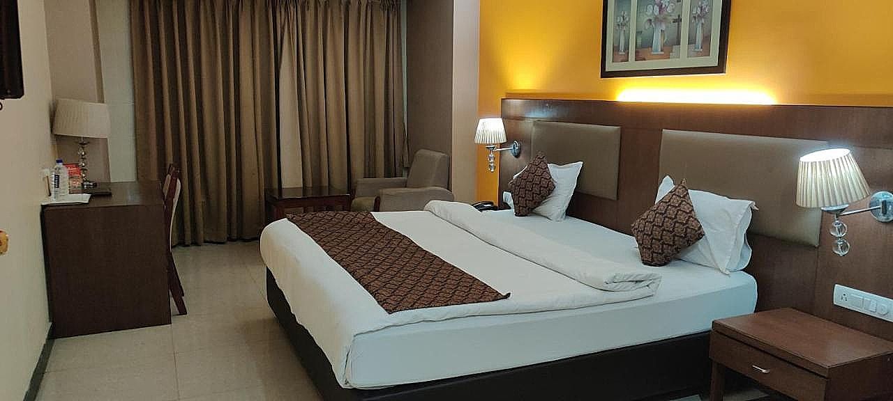 HOTEL SEETAL Executive A/C (Double / Twin Bed)