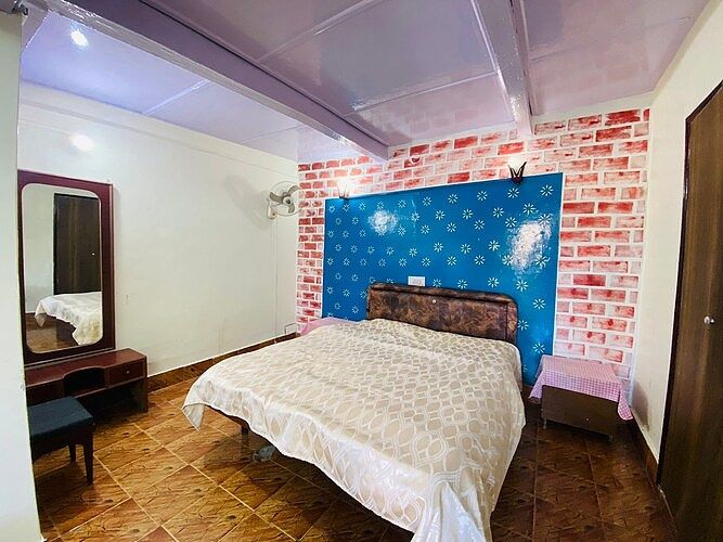 Hotel Walnut Grove