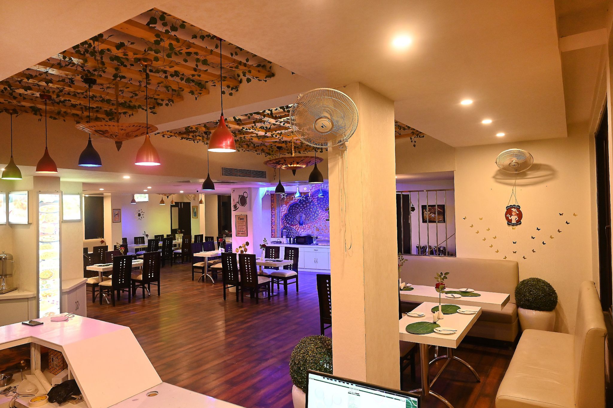 undefined Hotel Heritage Inn 8