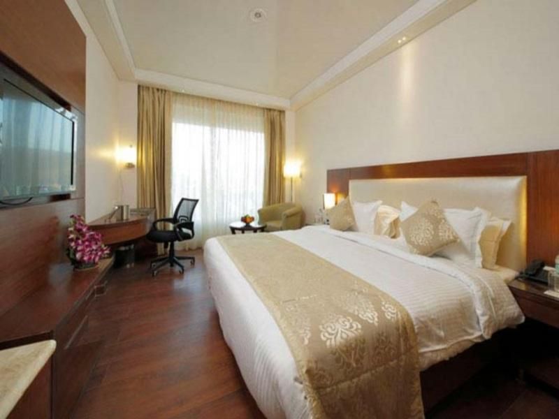 Executive Deluxe Double Room