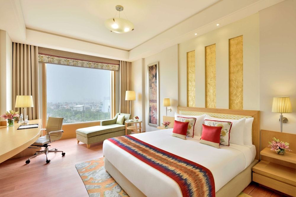 Radisson Noida Deluxe Room 3