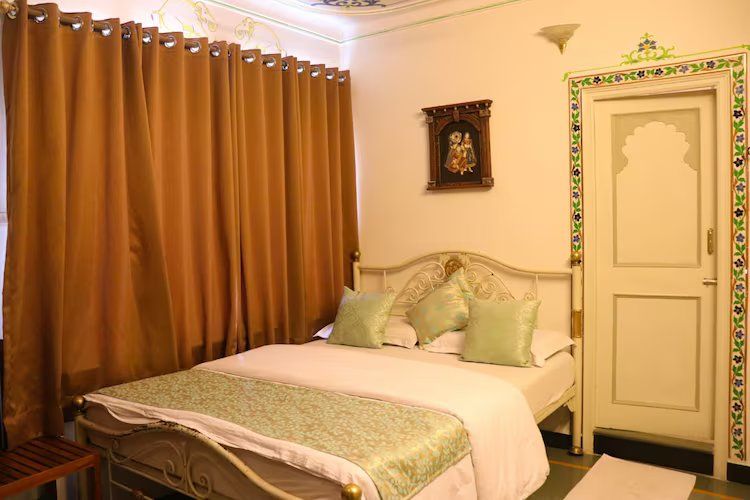 undefined Hotel Mewar Haveli at Lake Pichola  7