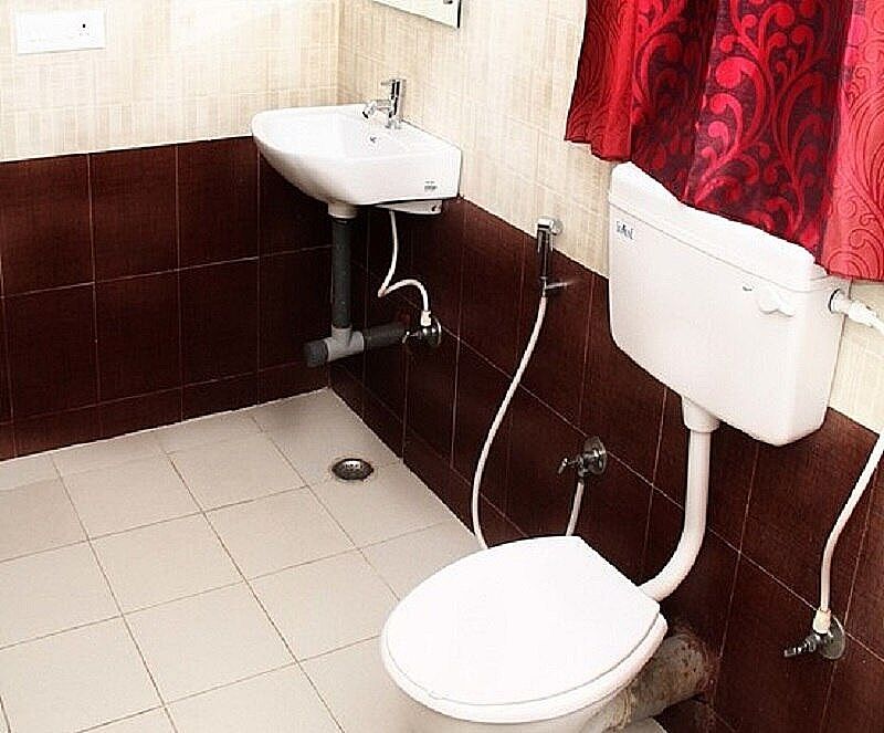 Varsha Enclave Novelty house A/C 1BHK 7