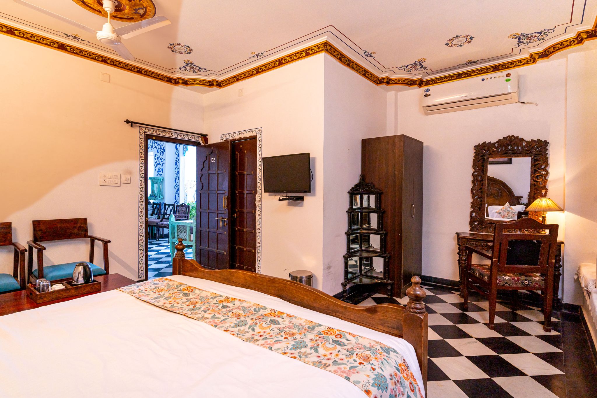 Maharaja Room