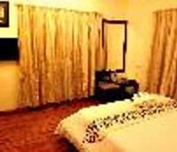 The Majestic Crown Standard Double Room 6