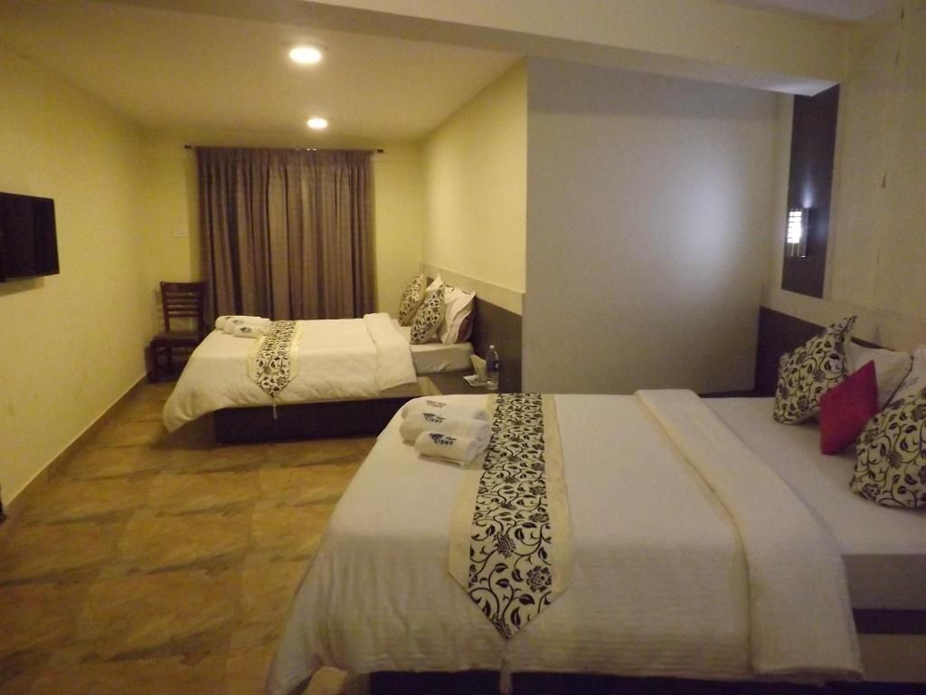 undefined The Majestic Crown 5