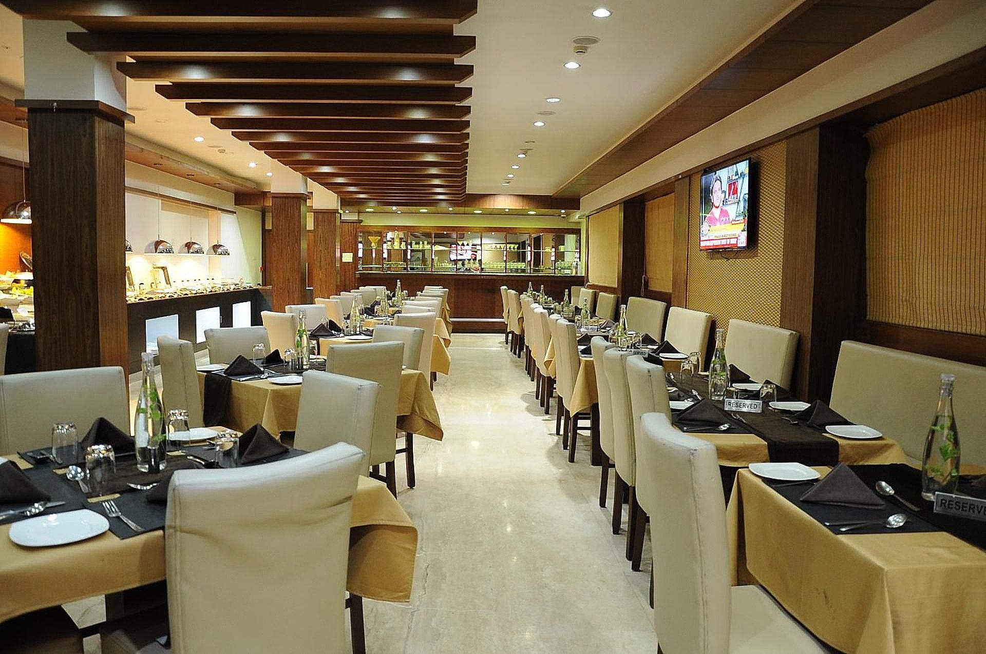 Food & Dining