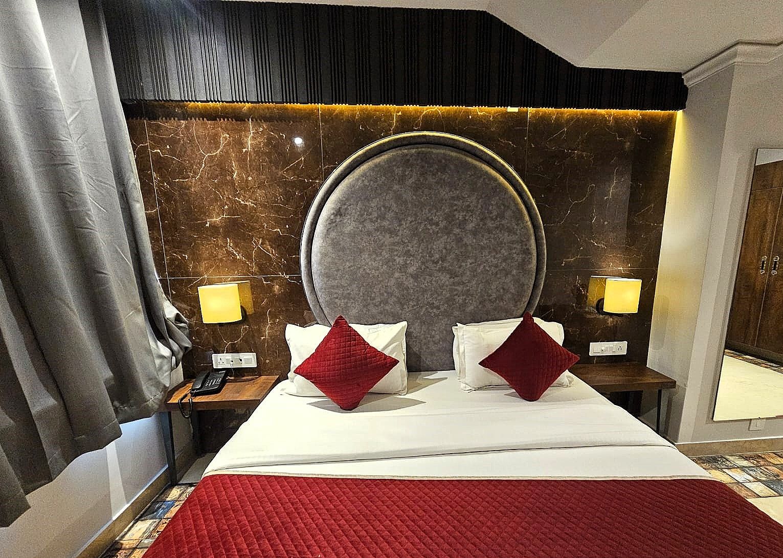 Luxury Double Gange View Room