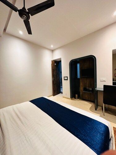 Hotel Gyan Standard Room ( Non View) (Single Members not allowed) 3