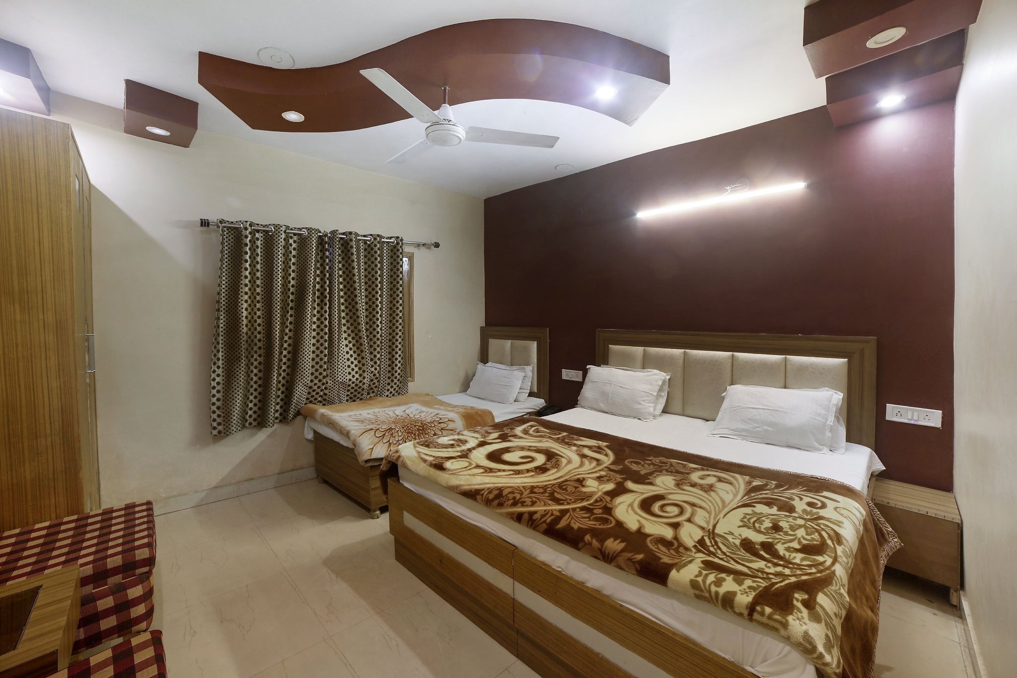 3 Bed Room (Air Conditioner)