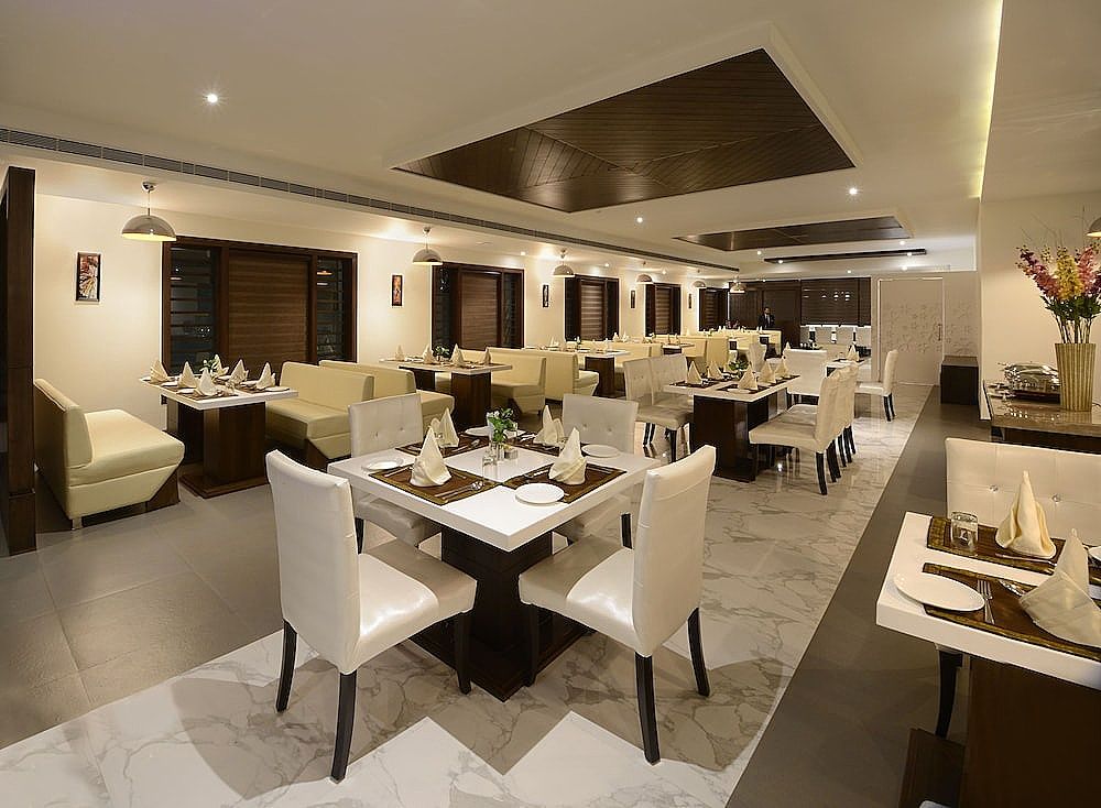 undefined The Taj Vilas 4