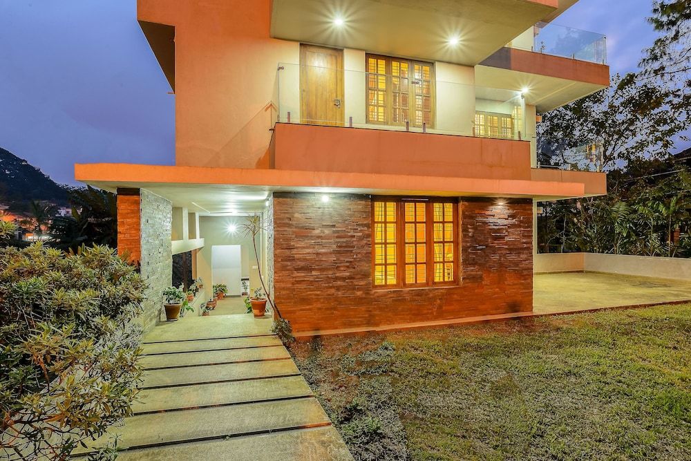 Front of property - evening/night