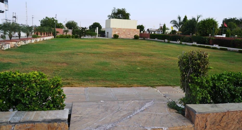 undefined Hotel Radiance 8