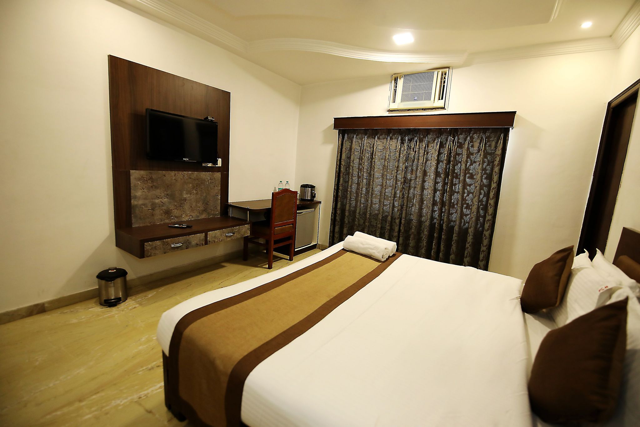 Executive AC Room