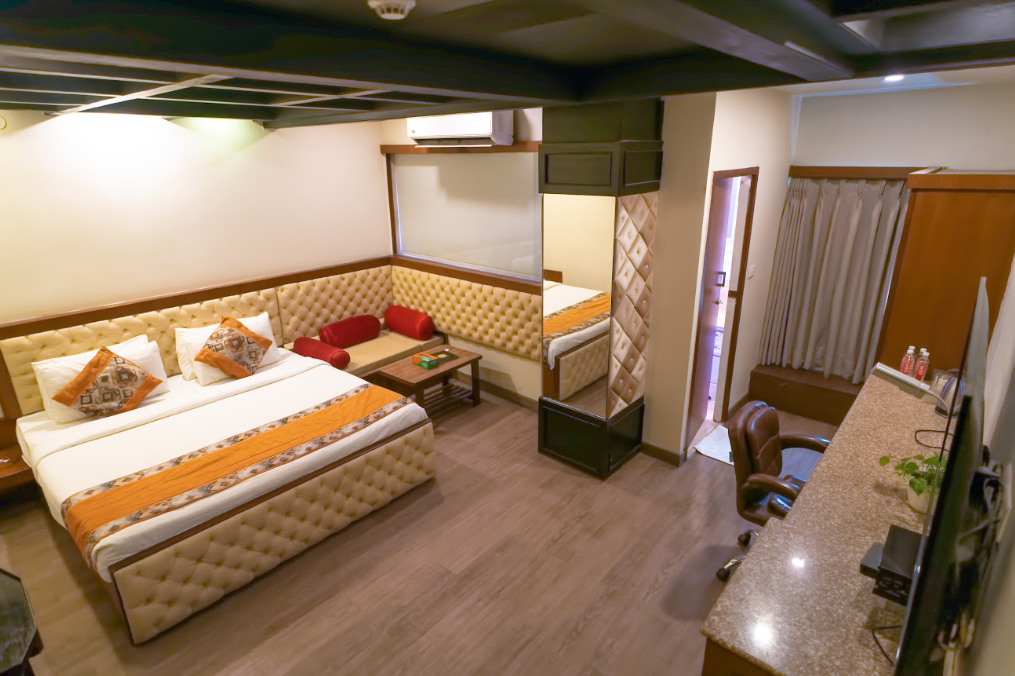 The Nagpur Ashok Deluxe 5