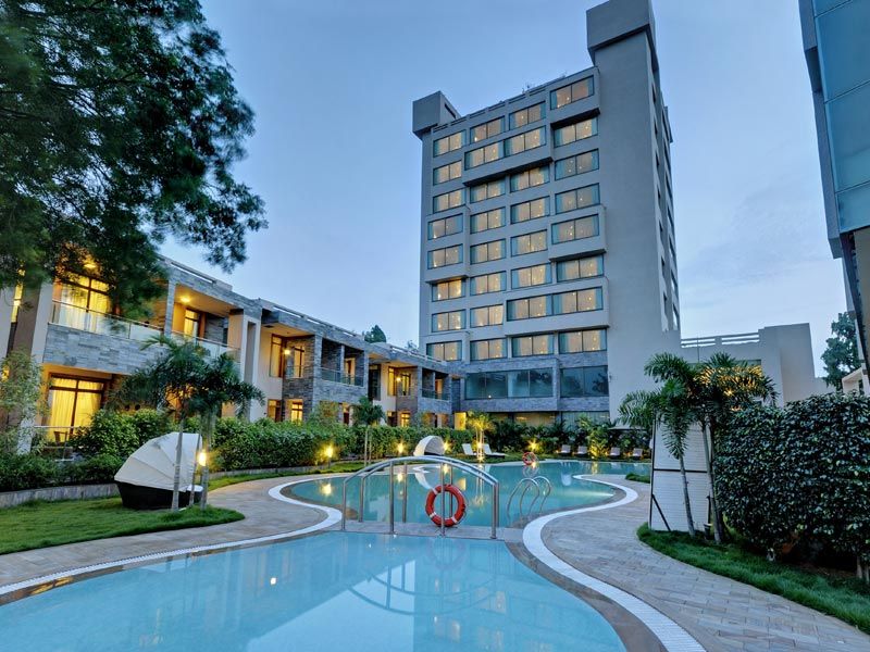 undefined Boulevard 9 Luxury Resort & Spa
