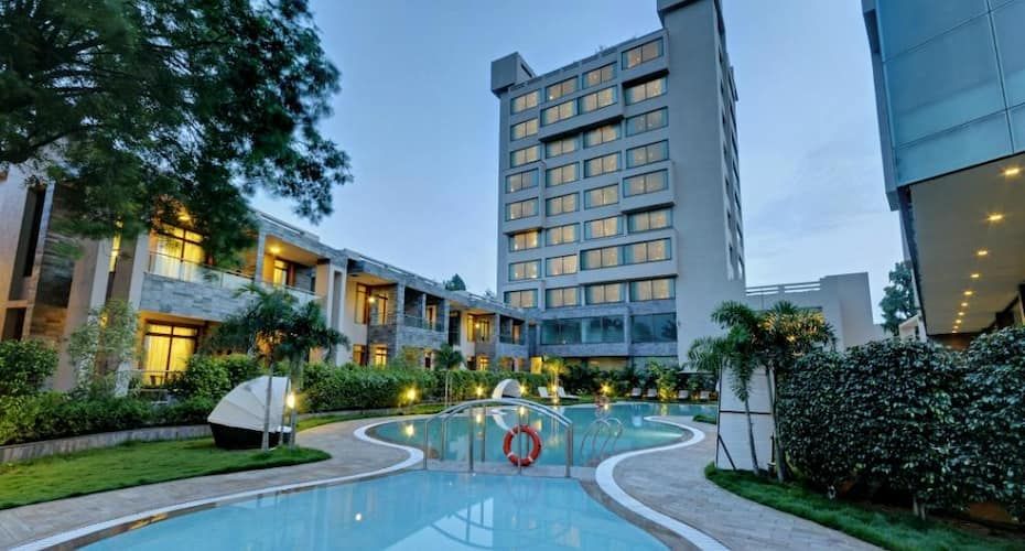 undefined Boulevard 9 Luxury Resort & Spa 6