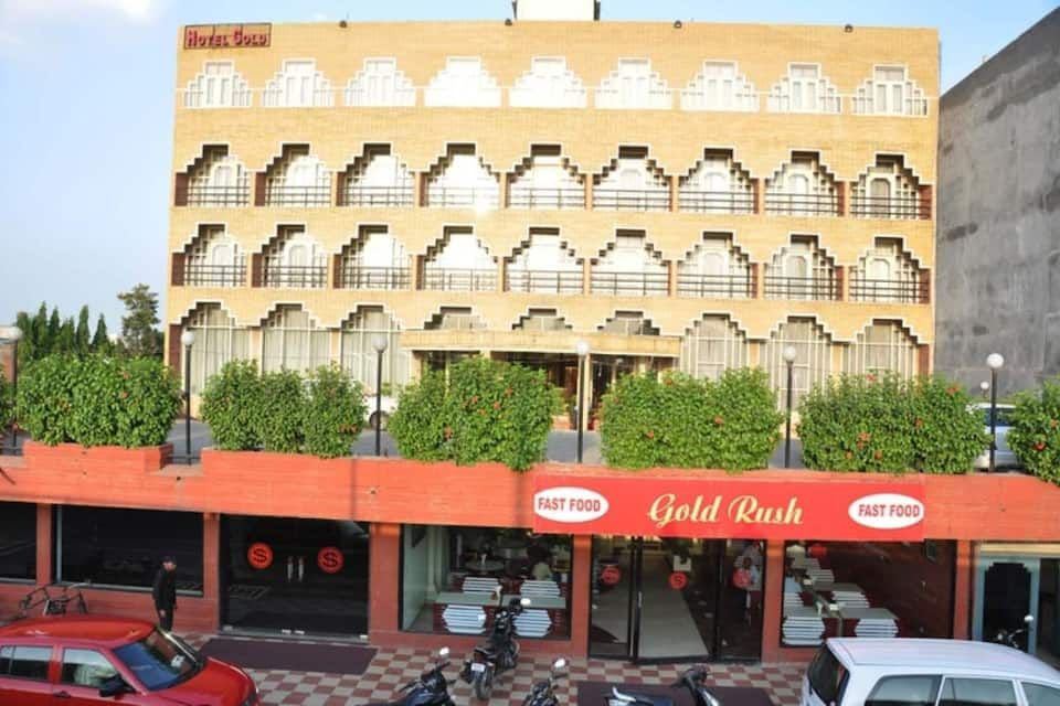 undefined Hotel Gold 6