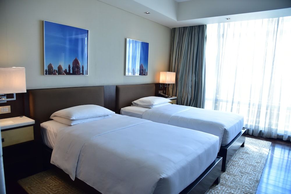 Park Hyatt Hyderabad Room, 2 Twin Beds 6