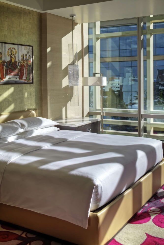 Suite Executive King Bed