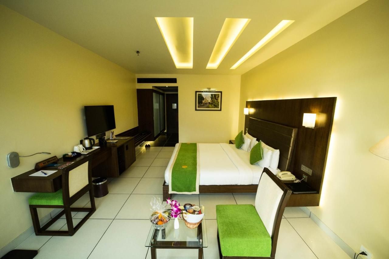 The Gold Beach Resort Deluxe City \ Building View 16