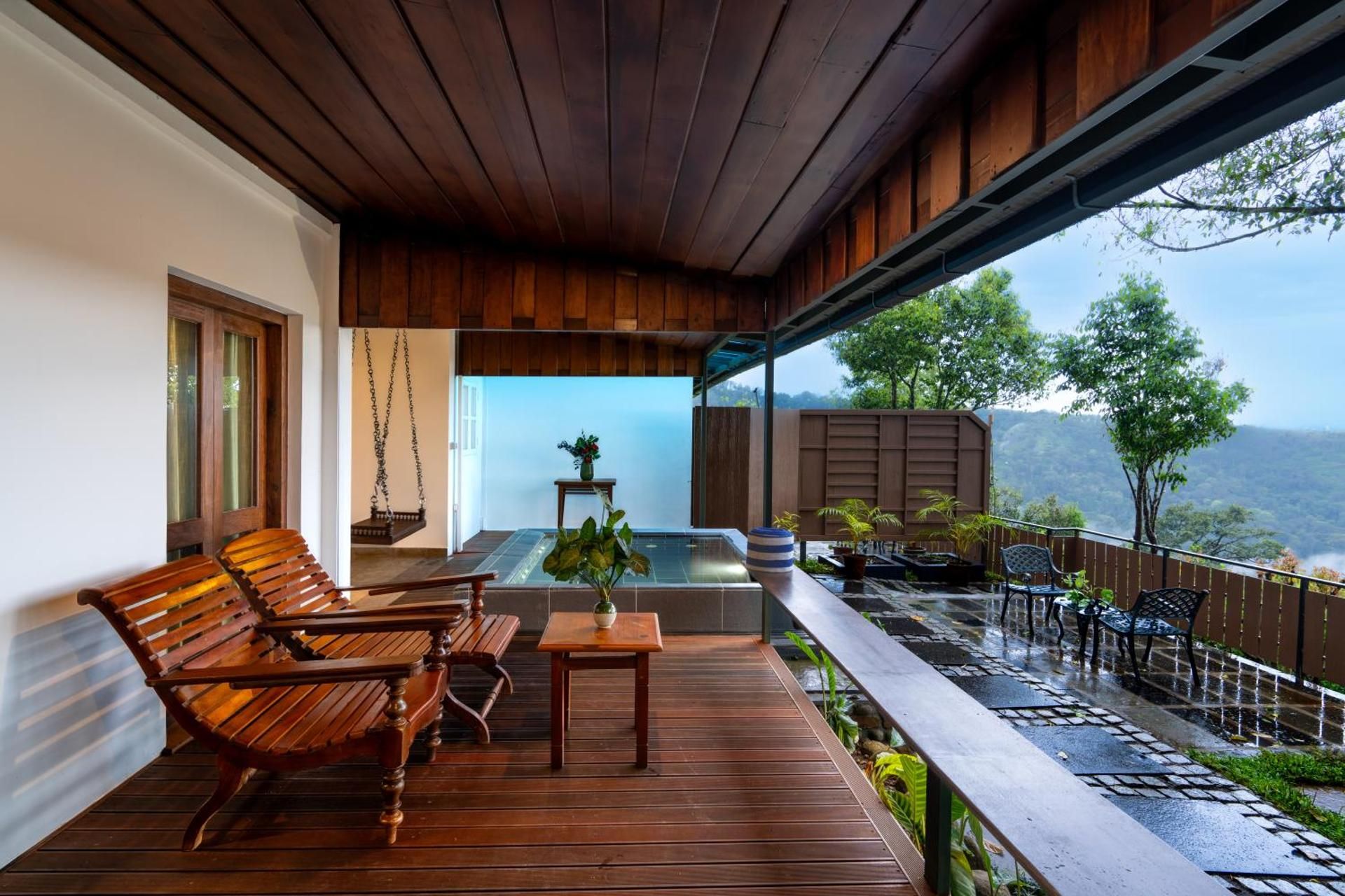 Honeymoon Suite with Plunge Pool
