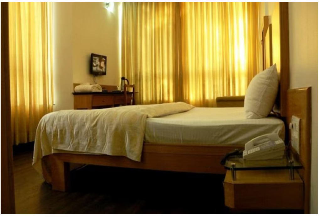 Super Deluxe - with bathtub