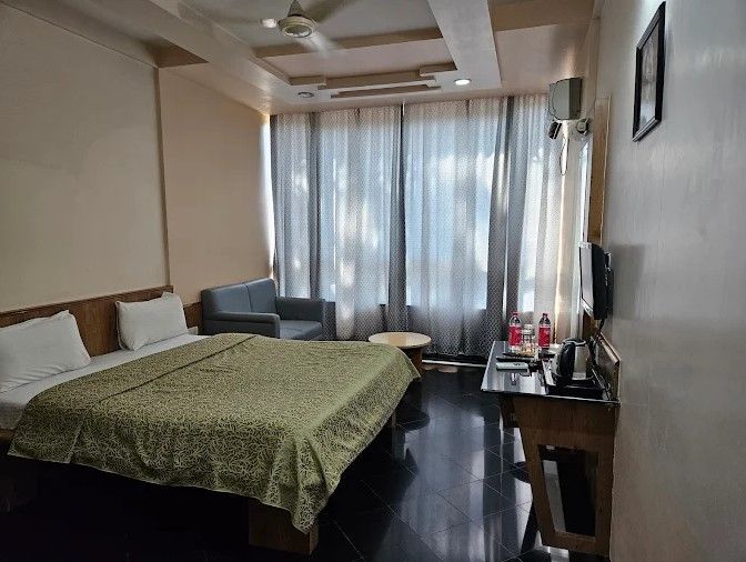 Hotel Siddhant Super Deluxe Room 3