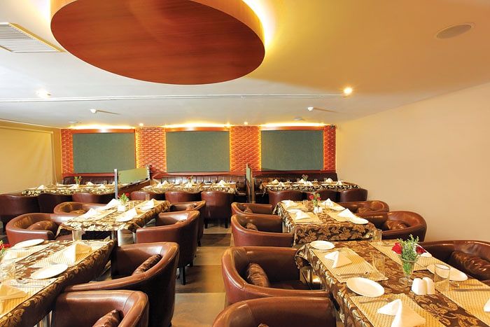 Food & Dining