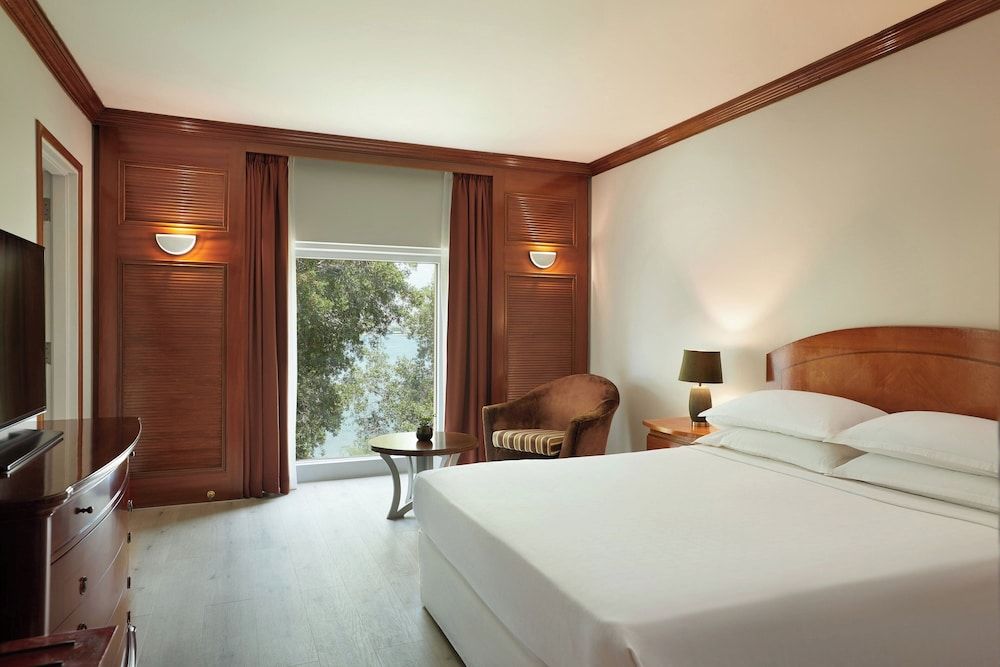 Junior Suite, 1 Bedroom, Non Smoking (Club Lounge Access)