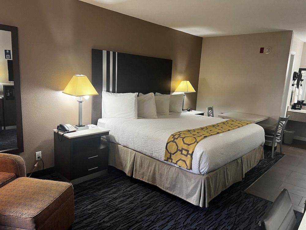 Family Suite, 1 Bedroom, Non Smoking (2 King Beds)