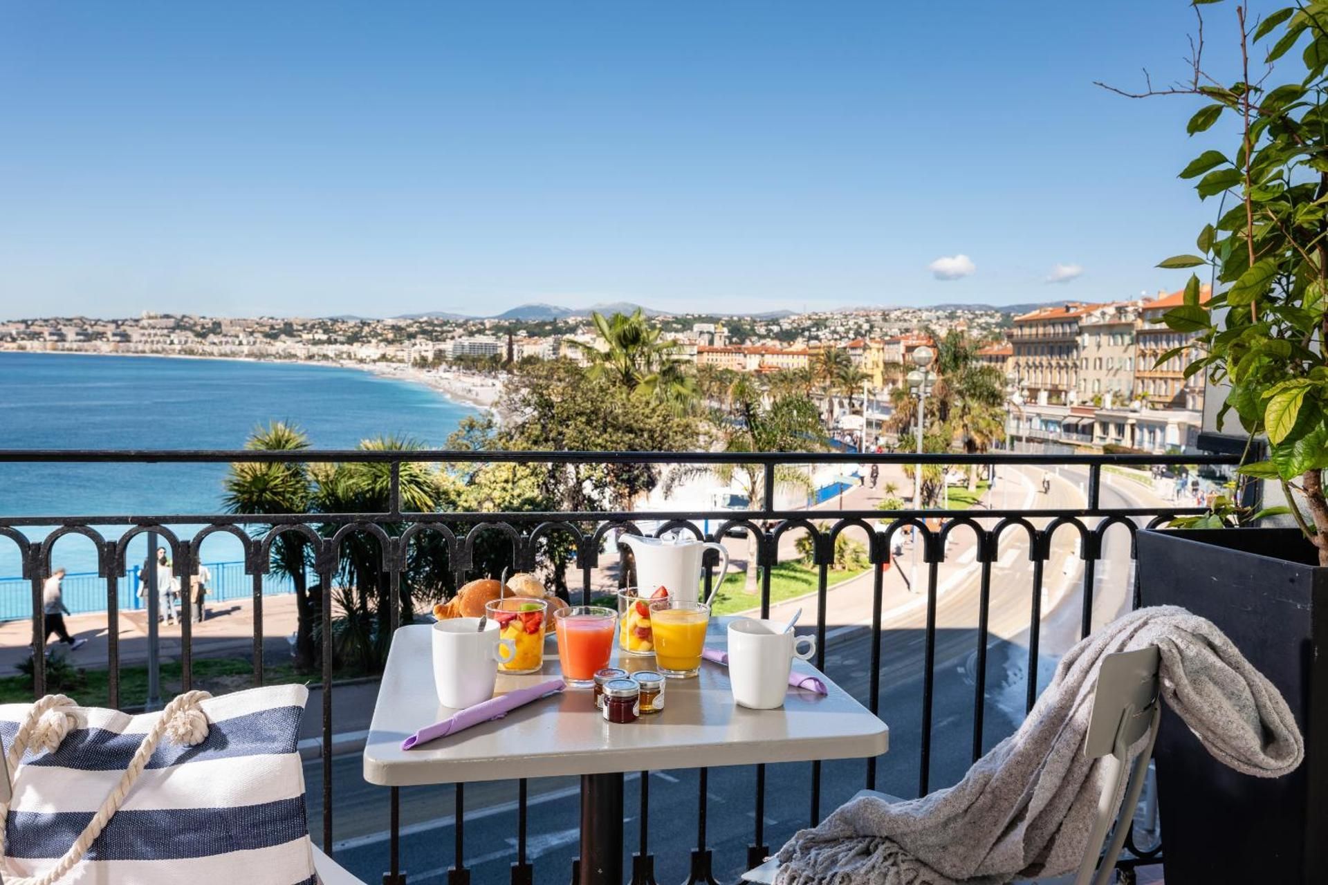 Hotel Suisse Superior Double Room - Sea View 2