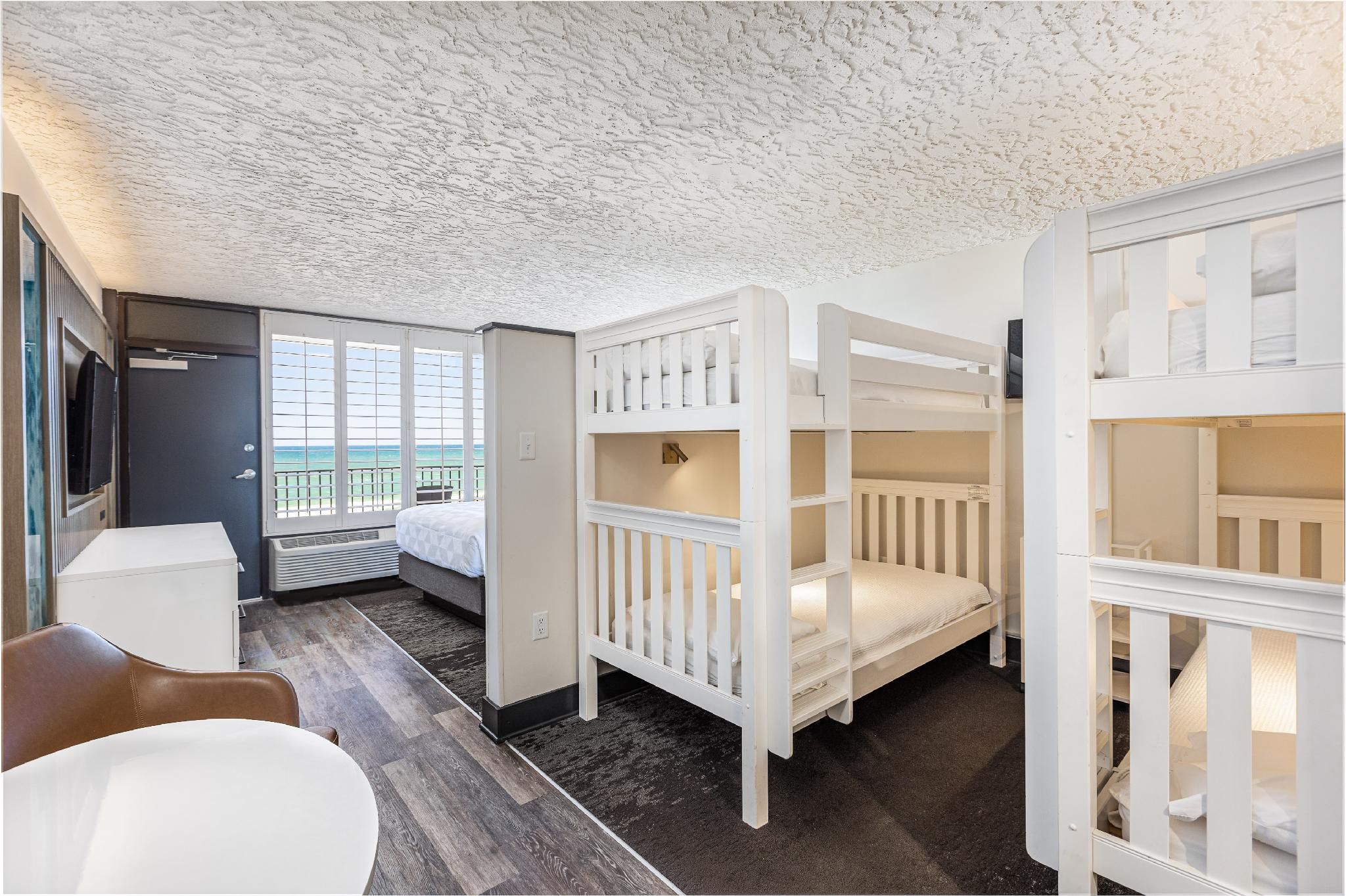 1 Queen 2 Bunk Beds Standard Oceanfront