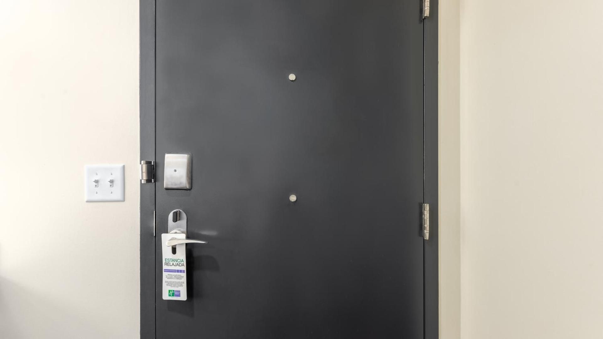 Two Queen Beds and Roll-In Shower- Mobility Access/Hearing Accessible - First Floor