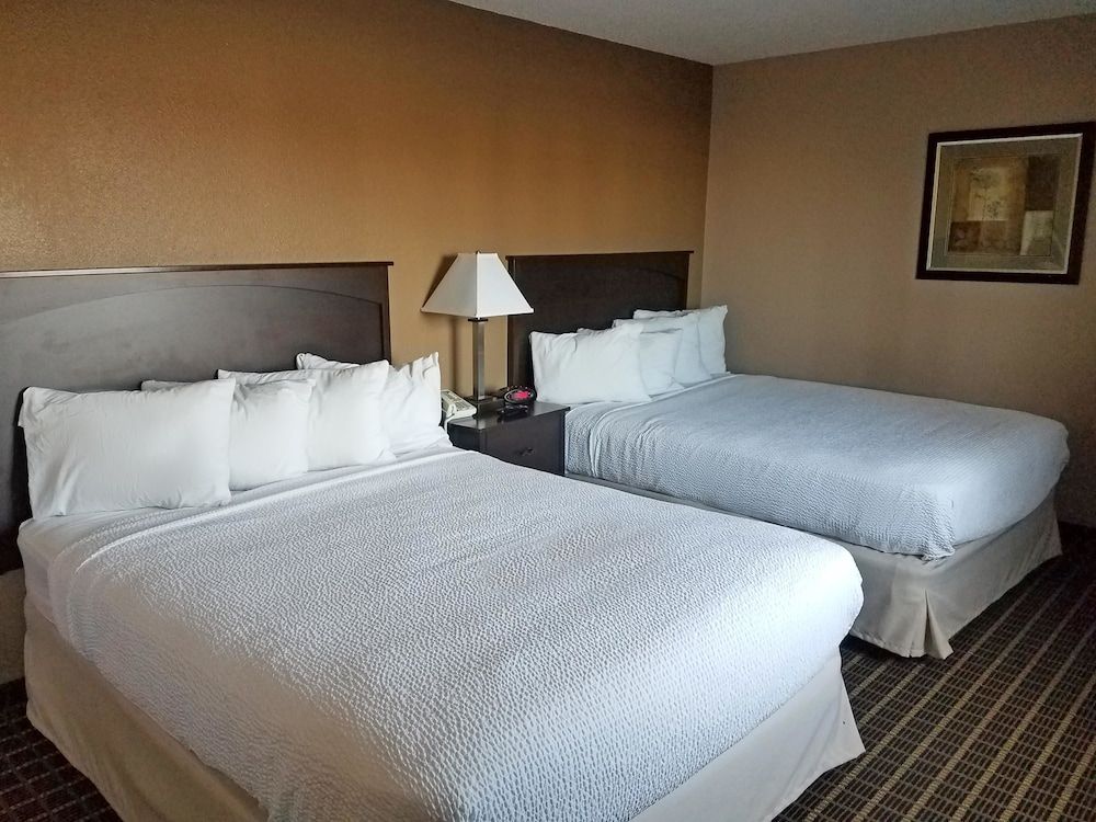 Executive, Two Queen Beds, Non-Smoking