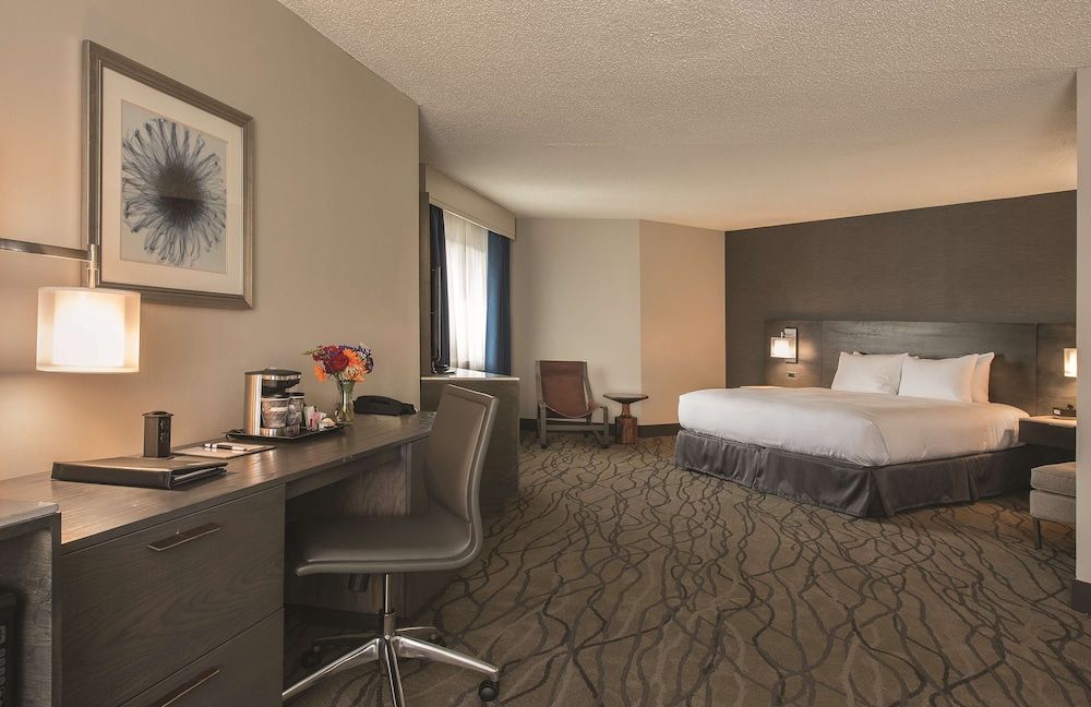 Junior Suite, Non Smoking, No Marina View