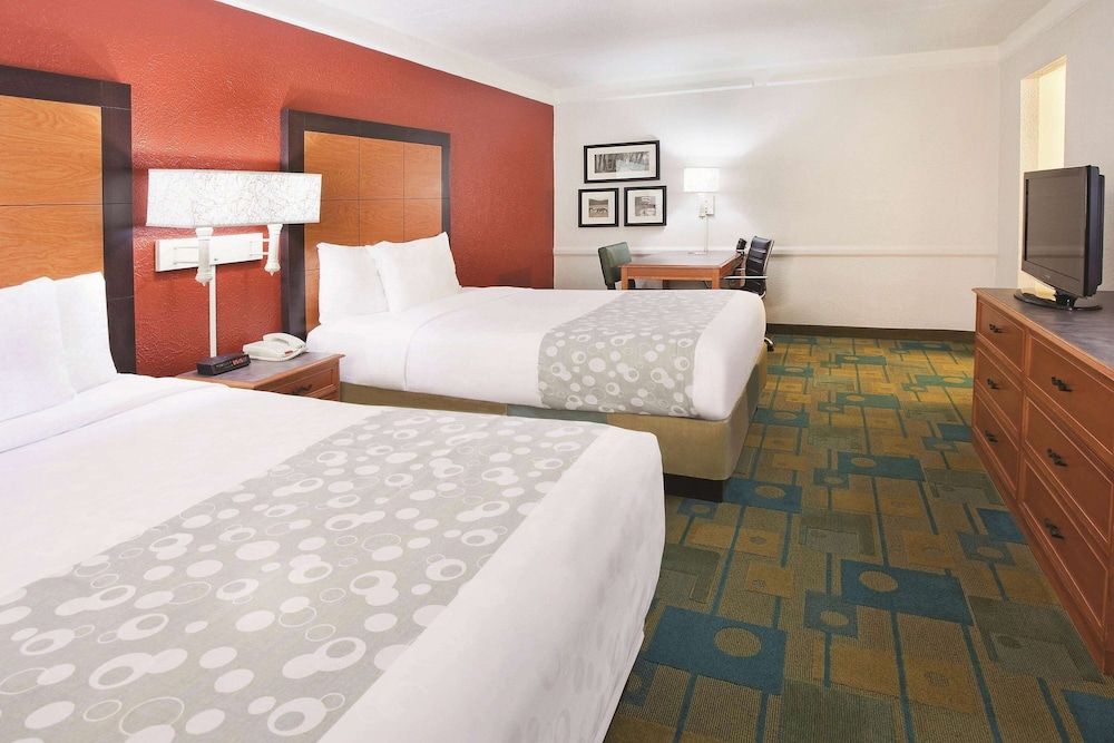 Deluxe Room, 2 Double Beds