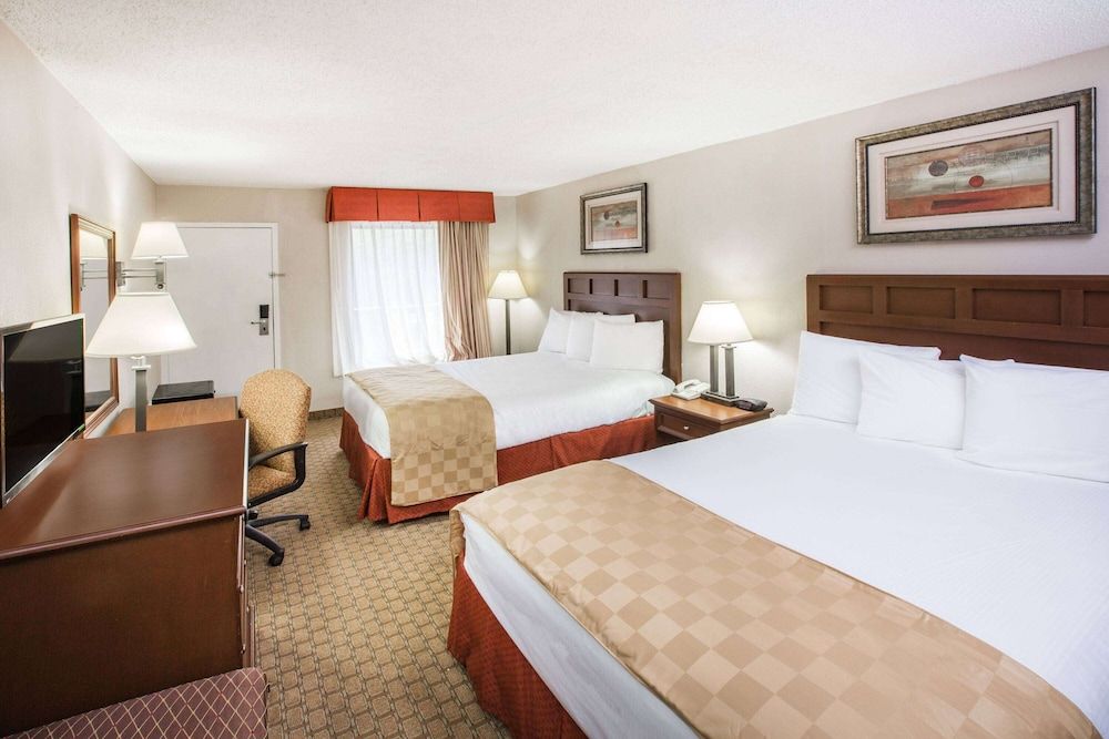 Standard Room, 2 Queen Beds
