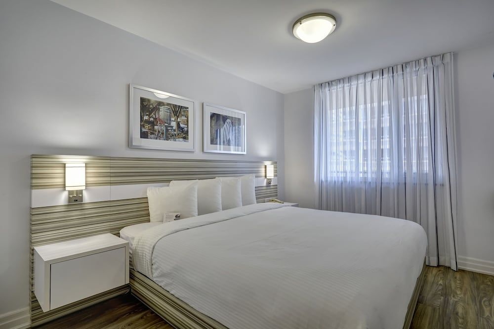 undefined Town Inn Suites Hotel 5