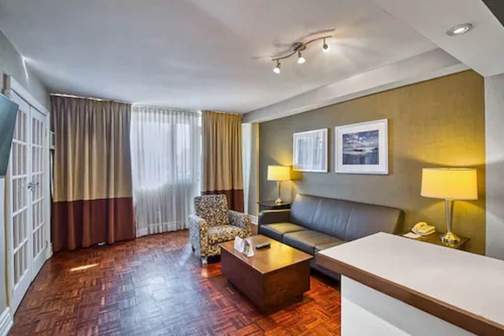 undefined Town Inn Suites Hotel 2