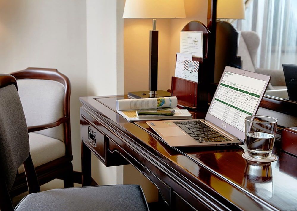 undefined The Howard Plaza Hotel Taipei 7